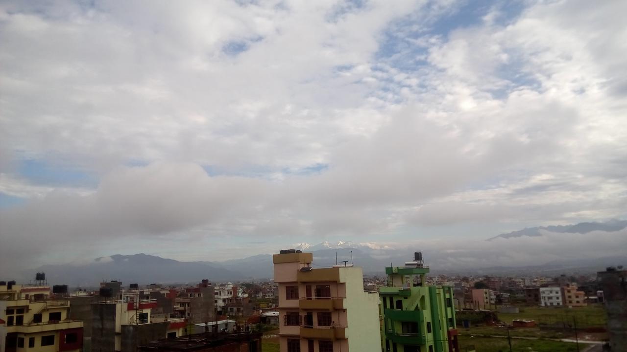Everest Home Stay Apartment Lalitpur المظهر الخارجي الصورة