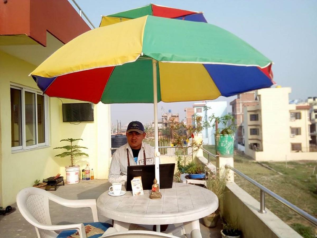 Everest Home Stay Apartment Lalitpur المظهر الخارجي الصورة